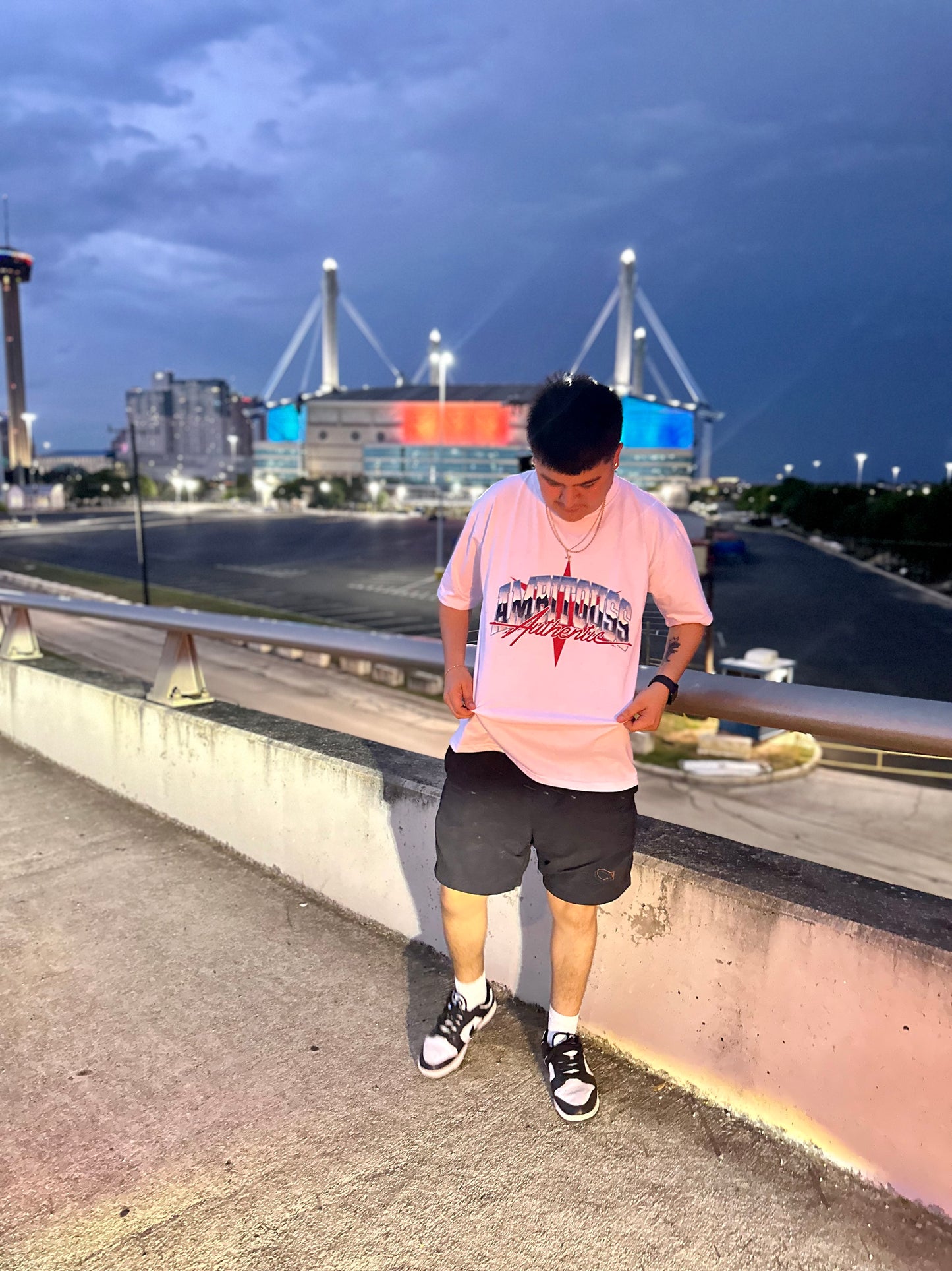 "HUSTLERS ONLY" SHIRT (WHITE)